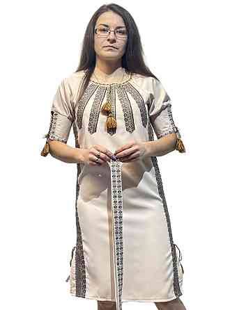 Жіноча вишита традиційна сукня з регулюючою шнурівкою по боках з коричневим орнаментом Київ