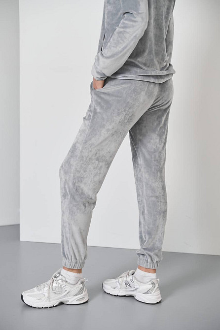 Женский велюровий костюм на змейке с капюшоном Серый L Харьков - изображение 3