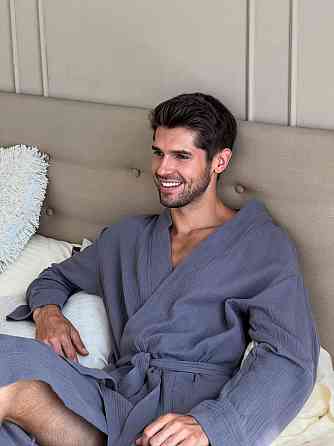 Халат чоловічий домашній середньої довжини без капюшона з кишенями муслін літній бавовняний COSY Estet сірий Одеса