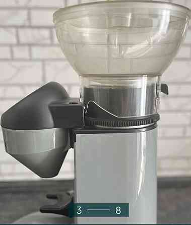 Кавомолка: Cunill, професійна. Харків