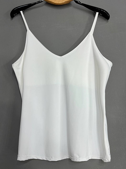 Майка женская A-N Q-13 базовая на тонких бретелях с подкладкой, белый, one size Киев - изображение 11