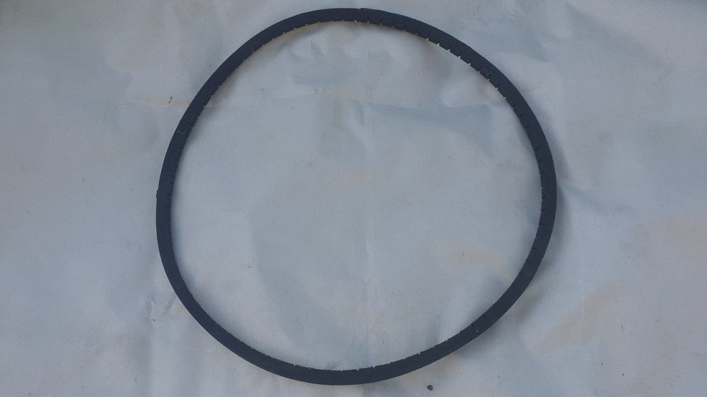 Ремень зубчатый клиновой 14х13-1320. МАЗ, К-700, К-701. СССР. Харьков - изображение 1