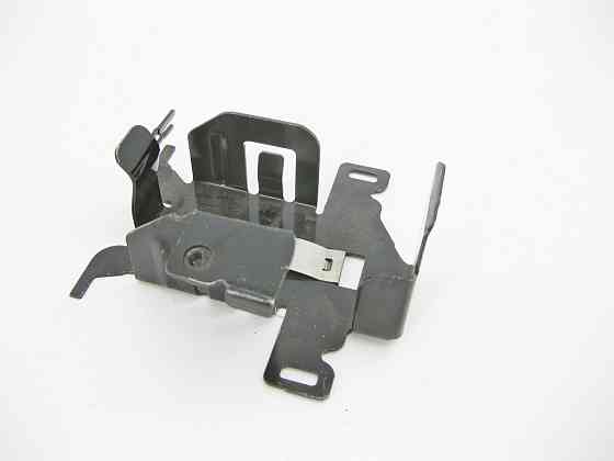 Mercedes-Benz  A2215459840 Кронштейн - утримувач додаткового BackUp АКБ Англія S-Class W221 Одесса