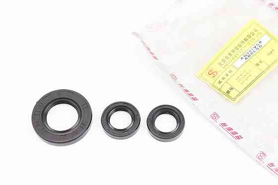 Сальники к-кт 3шт (17x27x6; 17x28x5,5; 24x43x6) двигуна, Suzuki AD50/Sepia Київ