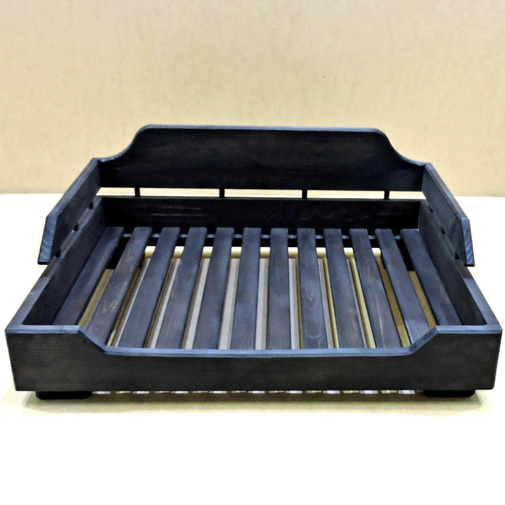 Лежак деревянный для собаки 