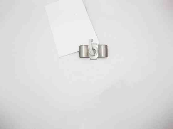 Mercedes-Benz  A2114910023 Пластина сталева - тримач трубок датчика дифіринційного тиску C-Class W203 W204 CLS C219 S-Class W221 E-Clas W211 Одеса