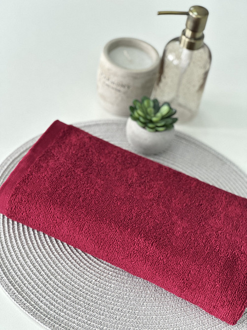 Рушник махровий Ideal Textile 50х90 см однотонний 400 г/м2 (56860342) Бордовий Чернівці - фото 8