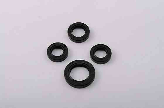 Сальники (набор) скутер 4 Т китай 50 4шт (17*30*7, 19.8*30*5, 20*32*7, 27*42*7) TA Мукачево