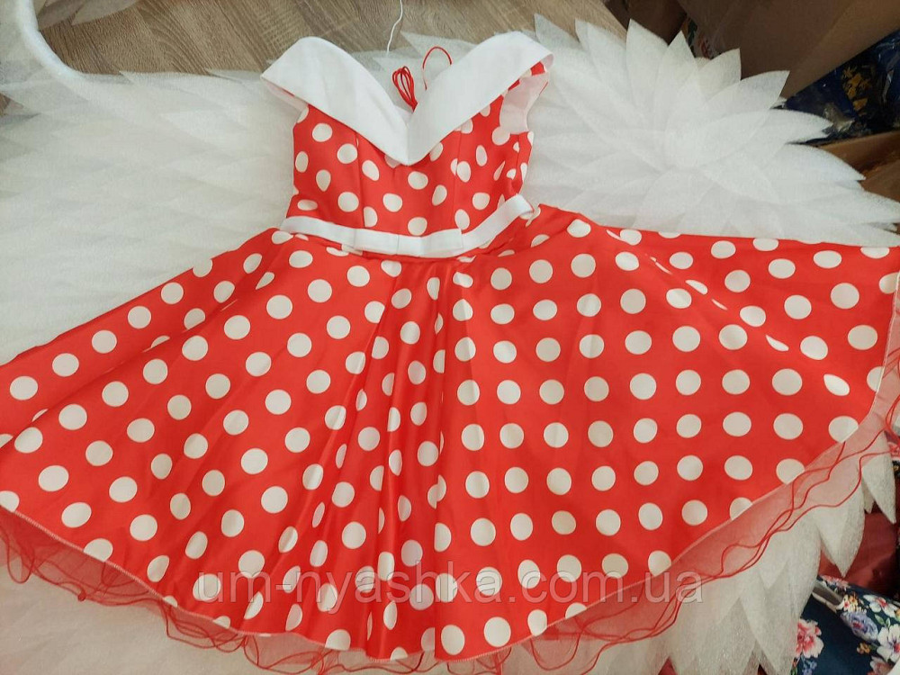 Детское платье желтое в черный горох в ретро стиле 