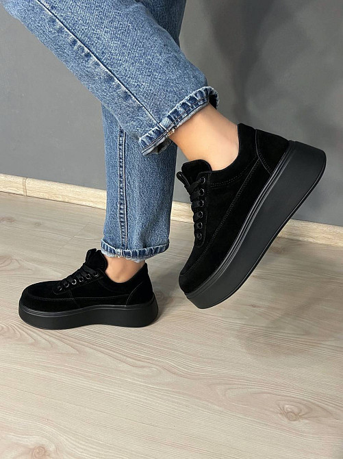 Кеди жіночі Hengji 536-8 замшеві на платформі з окантовкою чорні, 36, 23,5 см Київ - фото 4