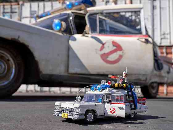Конструктор Автомобіль ECTO-1 Мисливців за привидами, 	2352 деталей сумісний із lego-лого Київ