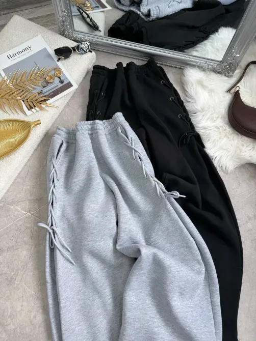Теплые женские спортивные штаны оверсайз на флисе со шнуровкой по бокам снизу на затяжках Харьков - изображение 2