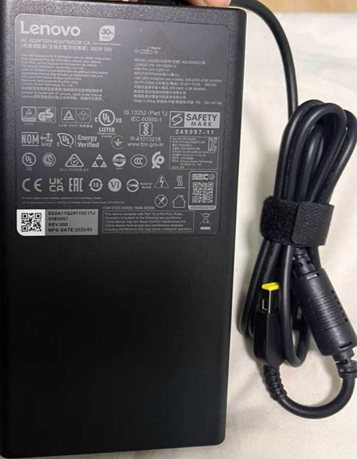 Блок живлення Lenovo Legion 5 Pro 16ADR10 16AFR10 16IRX10 R9000P Y9000P 2025 - 300W. Харків - фото 2