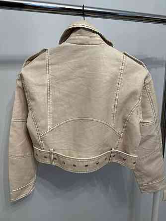 Жіноча куртка косуха Молочний S Харків