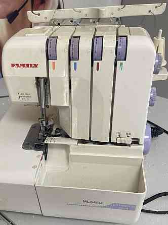 Оверлок брендовий 4 нитки з автозаправлянням і сміттєзбірником. Харків