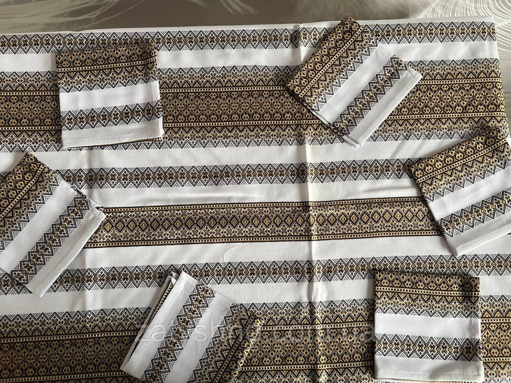 Вышитая скатерть с салфетками на подарок Киев - изображение 1