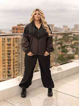 Стильный женский костюм с плащевки 