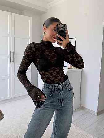 Жіночий стильний привабливий мереживний лонгслів стрейч гіпюр Одеса