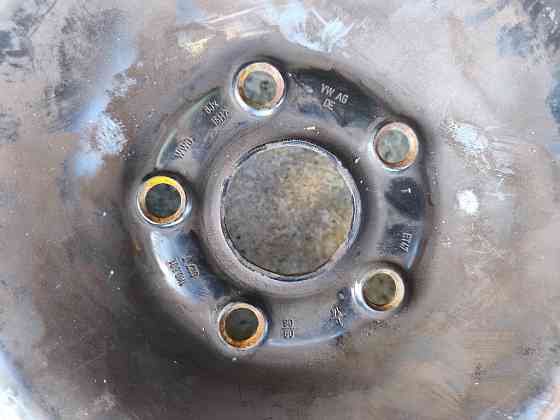 Диск колесний металевий R15 VW Touran 2004-2010 (1K0601027T) Ковель