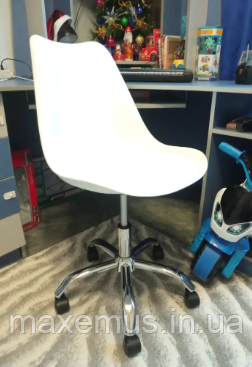 Офисное кресло для работы за компьютером B-487 ортопедическое кресло для дома и офиса белое Мостиска - изображение 1