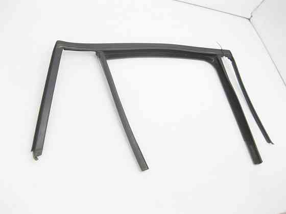 Mercedes-Benz  A2927350225 Гумове напрямне скло задніх правих дверей GLE Coupe C292 Одесса