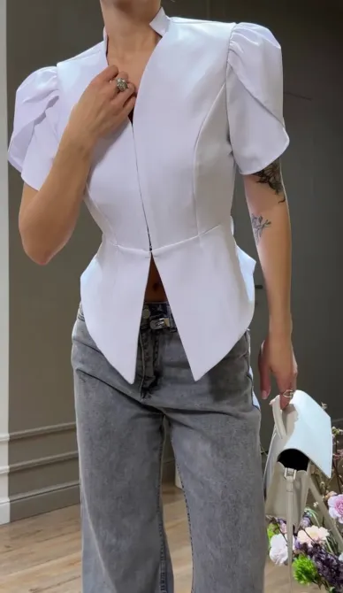 Женская куртка с чёрно-белым пеплум Одесса - изображение 4