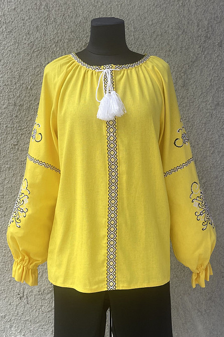 Вышиванка для девочки Бохо лен с длинным рукавом в белом. Сумы - изображение 1