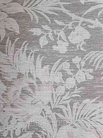 Шпалери флізелінові еко Casadeco Five o'clock 0.53х10 рожеві квіти, пальми, листя на коричневому під гобелен Київ