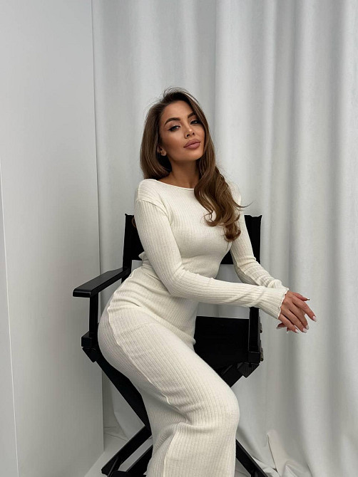 Женское трендовое платье из трикотажа рубчик Молочный Одесса - изображение 9