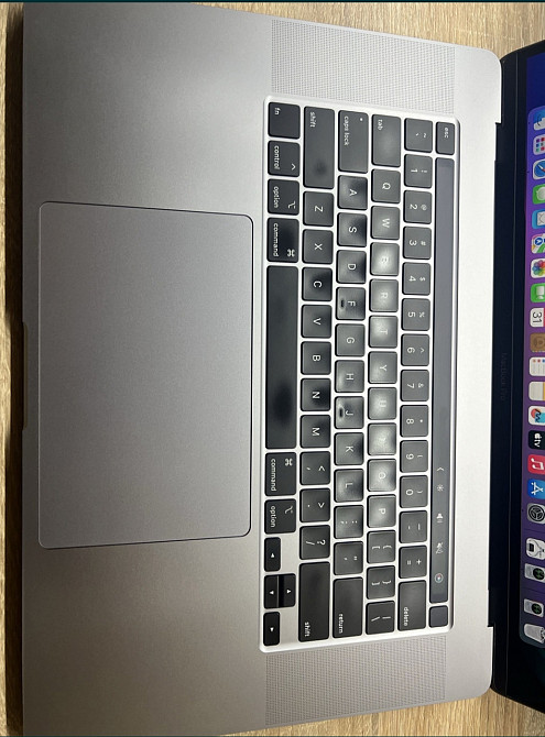 Ноутбук MacBook Pro 16" (2019) A2141 / i7 6-Core / RAM16GB/ SSD512Gb. 4Gb. Київ - фото 5