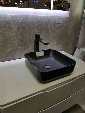 Змішувач для раковини високий Imprese Grafiky ZMK041807011, чорний Київ