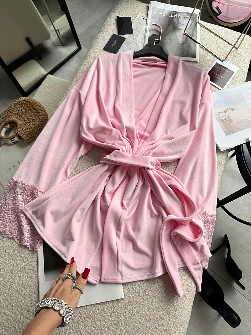 Жіночий стильний романтичний велюровий халат + мереживо Рожевий Одеса - фото 7