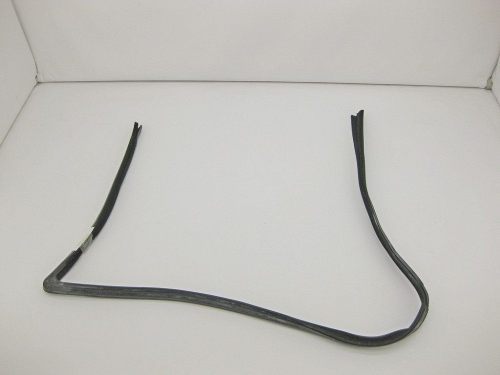 Mercedes-Benz  A1647250425 Ущільнювач опускного скла передніх правих дверей ML W164 GL X164 Одеса - фото 3