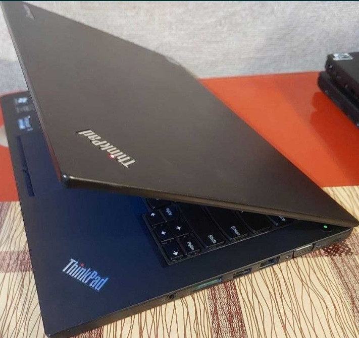 Ноутбук Lenovo Think Pad T440S/ HD+/ Core 15-4300U/ 8Gb./ SSD256Gb. Киев - изображение 2