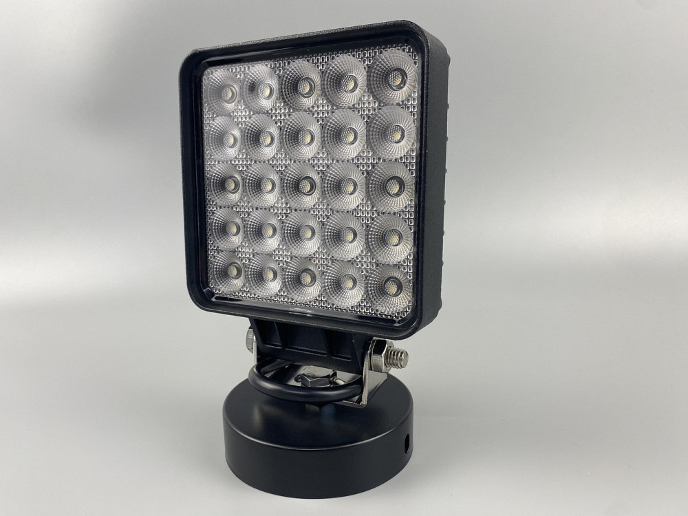 Фара LED квадратна 25 Led chip 12/24V. Широкий промінь. Світло 6500К, IP67.Позадушний клапан, від запотівання Мукачево - фото 2