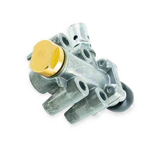 Клапан камаз включення дільника Мукачево