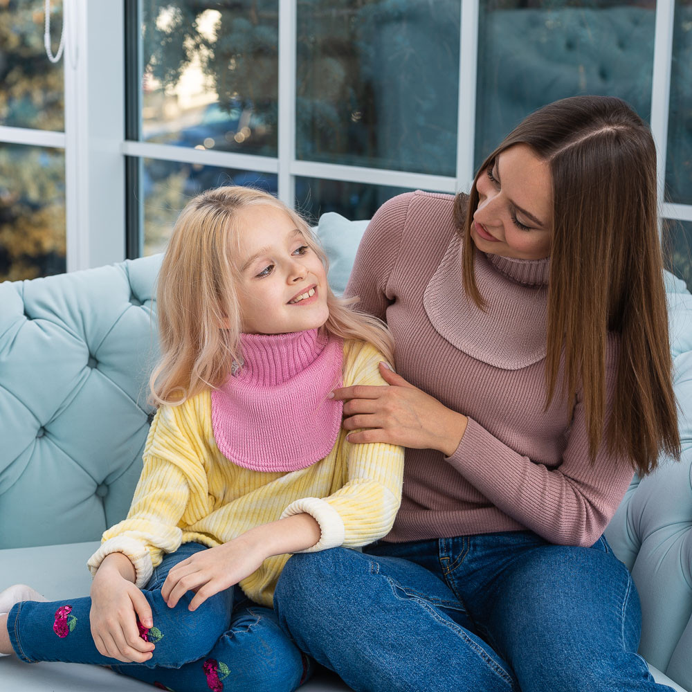 Манішка тепла дитяча в’язана з м’якої бавовняної пряжі універсальна від двох років Айріс one size Talvi лимонний Кривий Ріг - фото 3