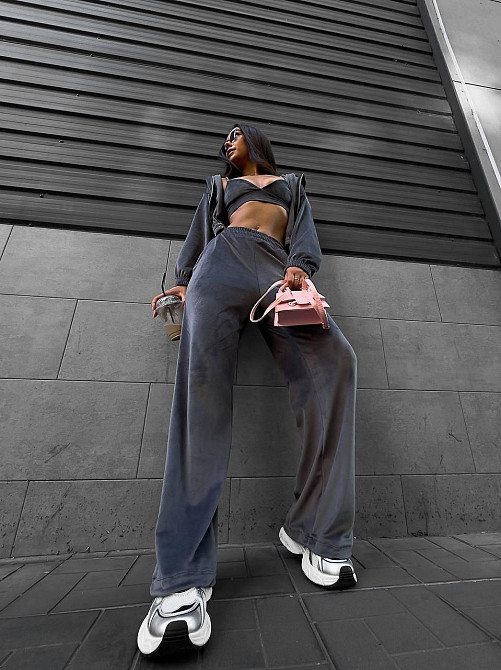 Жіночий костюм-трійка: кофта топ і штани велюр Графіт, 42/44 Одеса - фото 2