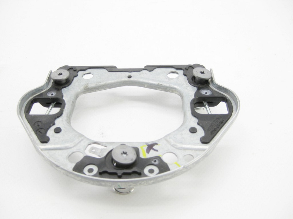 Mercedes-Benz  A0998200311 Кріпильна пластина в кермо E-class W213 E-class S213 CLS C218 CLS Shooting Brake X218 ML/GLE W166 GL/GLS X166 GLE Coupe C29 Одеса - фото 2