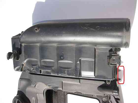 Mercedes-Benz  A2730901201 Пластикова декоративна кришка двигуна з корпусом повітряного фільтра M272 V6 2.5 3.0 3.5л M273 V8 5.5л Одеса