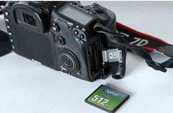 Фотокамера Canon EOS 7D Харьков