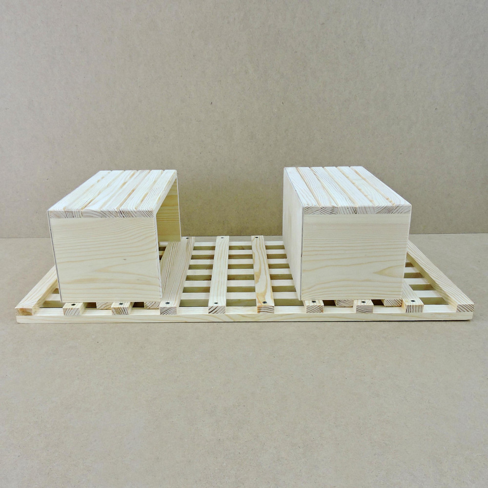 Полка настенная для цветов 