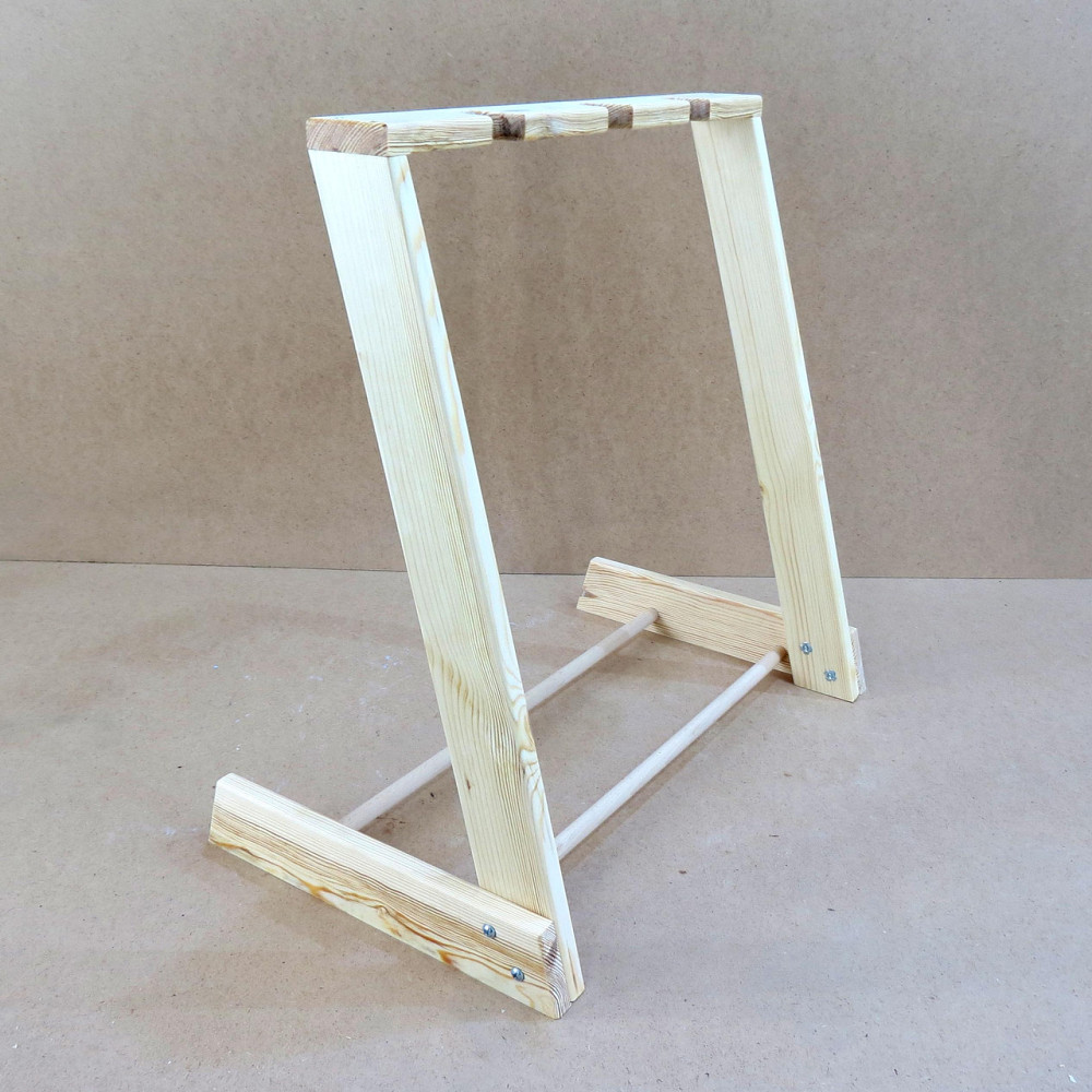 Напольная стойка для гитар 