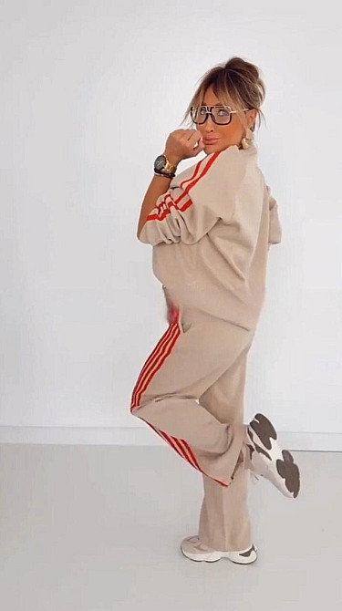 Женский теплый костюм двойка батал с лампасами пума плюш Бежевый, 60/62 Одесса - изображение 5