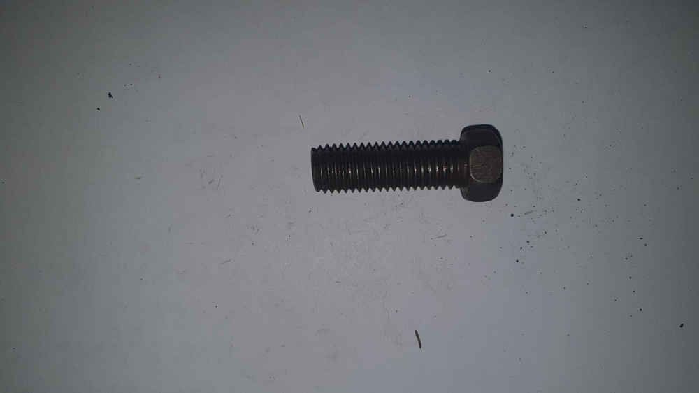 Болт шестигранный М10х1.5. Длина - 35 мм. Под ключ 14. Харьков - изображение 1