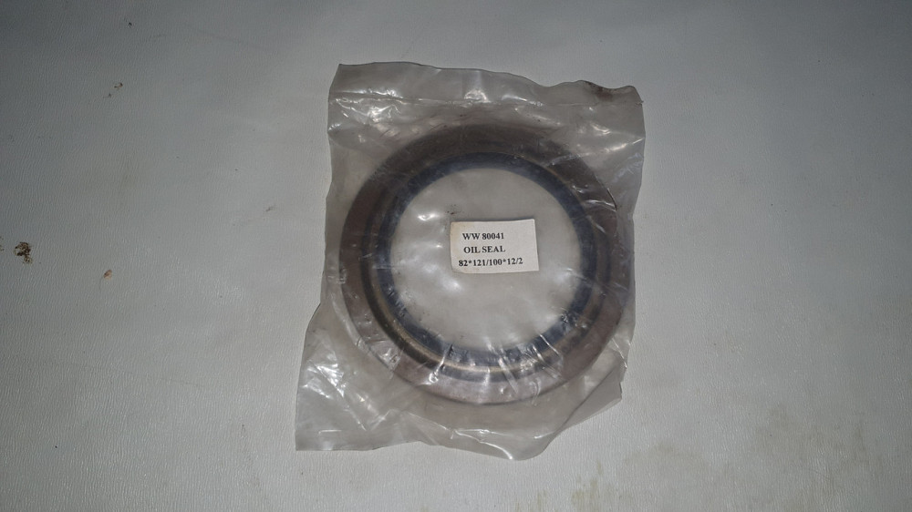 Сальник маточини внутрішній ISUZU. 82х121/100х12/2. Харків - фото 1