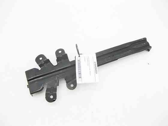 Mercedes-Benz  A1666264031 Вертикальна консоль підсилювача бампера та настановної панелі ML GLE W166 C292 GL GLS X166 Одеса