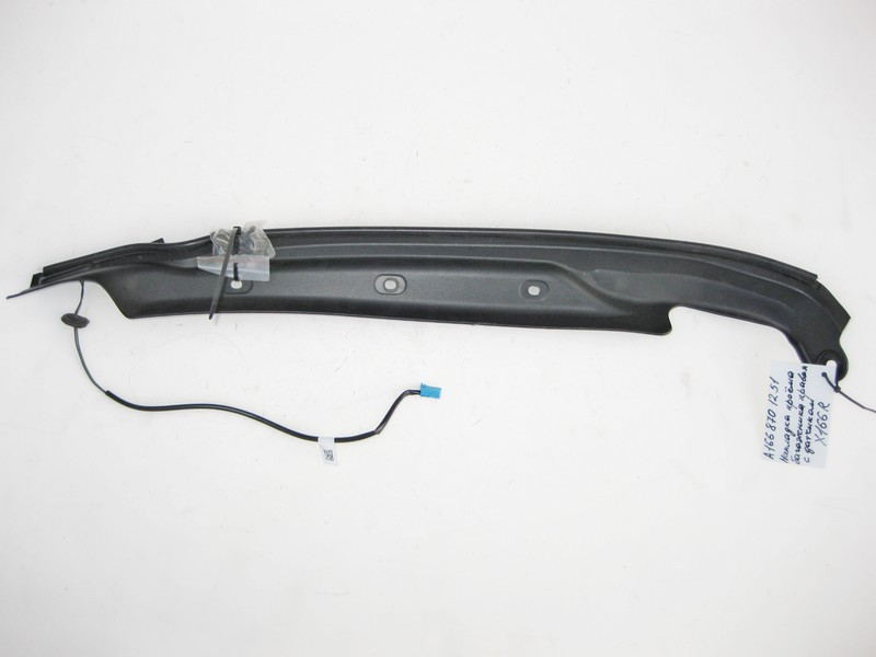 Mercedes-Benz  A1668701251 Накладка отвору кришки багажника права з датчиком GL GLS X166 Одеса - фото 1