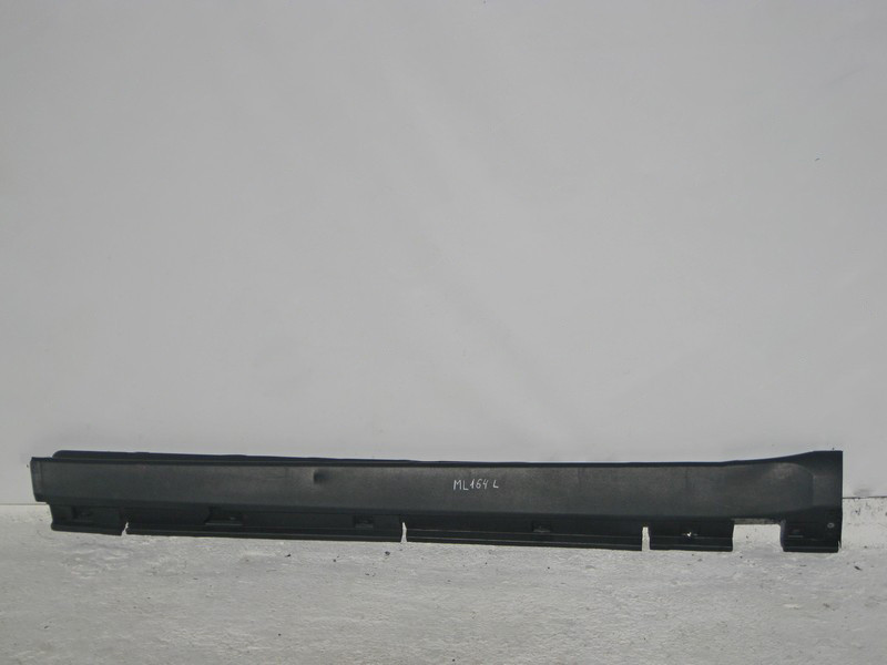 Mercedes-Benz  A1646900140 Поріг пластиковий лівий з напрямними ML W164 Одеса - фото 1
