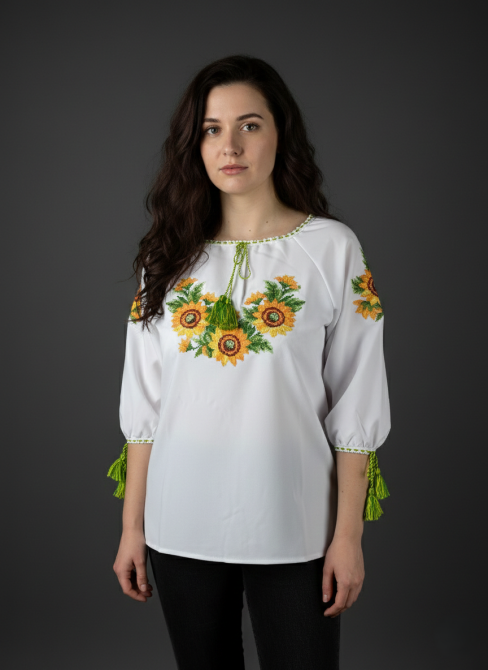 Женская вышитая рубашка на белом полотне с солнышками оранжевые 42 Киев - изображение 1